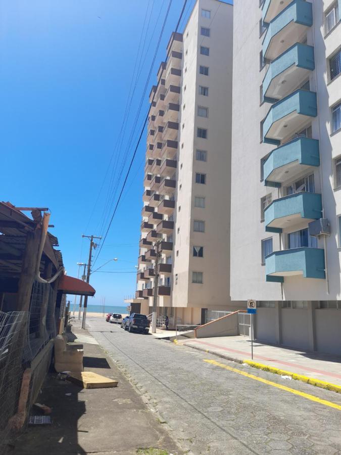 Flat With The Sea View Apartment *